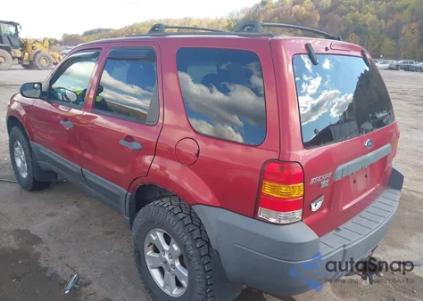 2007 Ford Escape Xlt/Xlt Sport z USA, uszkodzony, nr VIN 1FMYU93107KA23823